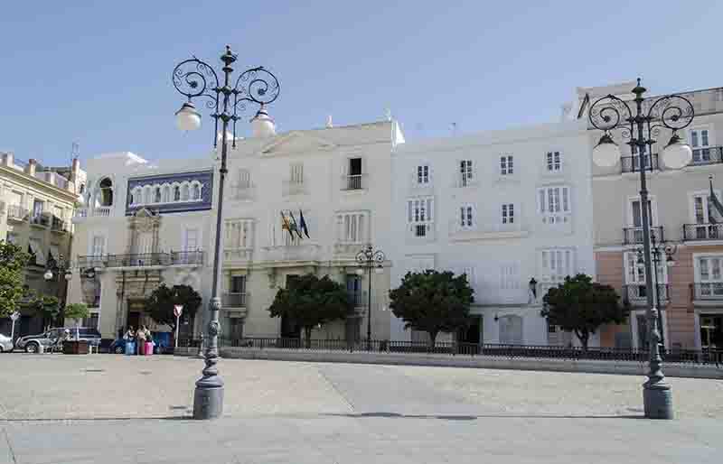 Cádiz 21 - plaza de San Antonio.jpg